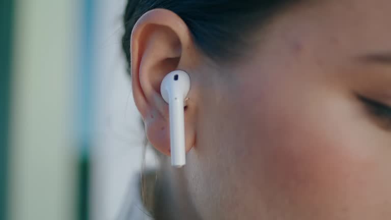 Best Translation Earbuds 2026 That Actually Deliver Results