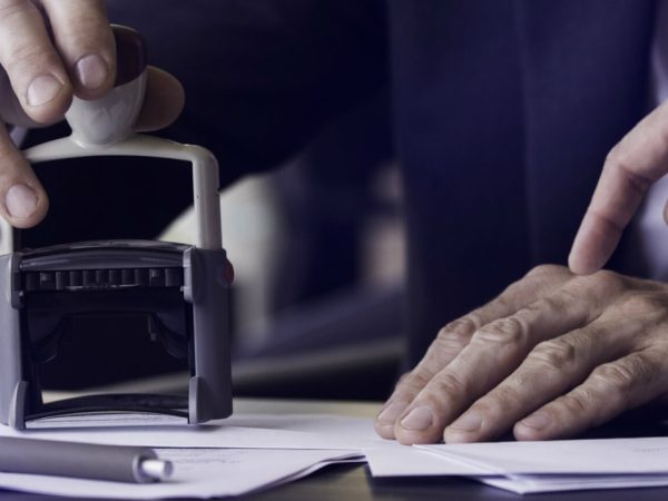 Prepare Mortgage Closing Documents With Mobile Notary Assistance for Homeowners